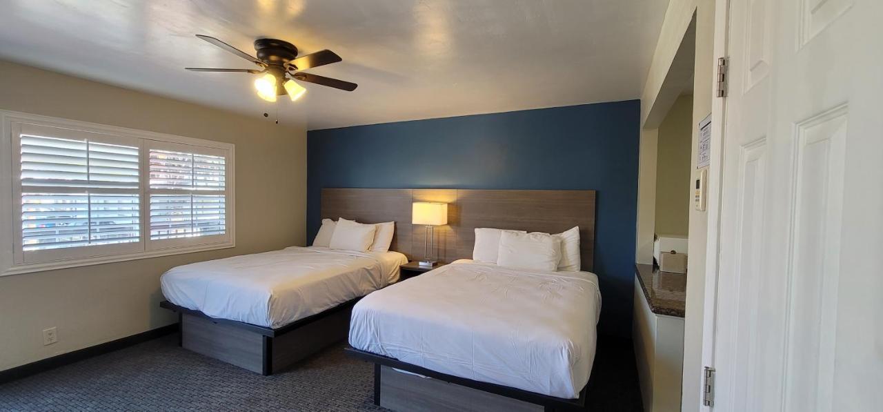 Beachwalker Inn & Suites Пизмоу Бийч Екстериор снимка