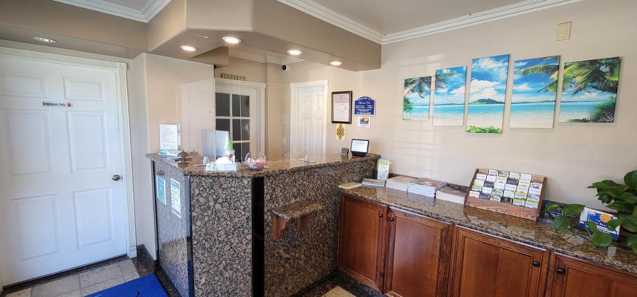 Beachwalker Inn & Suites Пизмоу Бийч Екстериор снимка